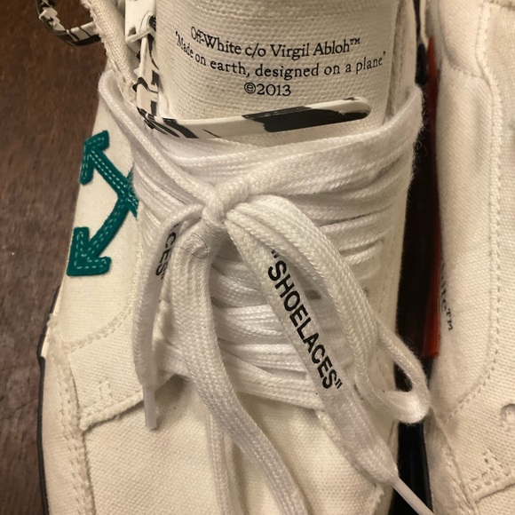 Men’s off white Tennis shoes - Picture 7 of 7